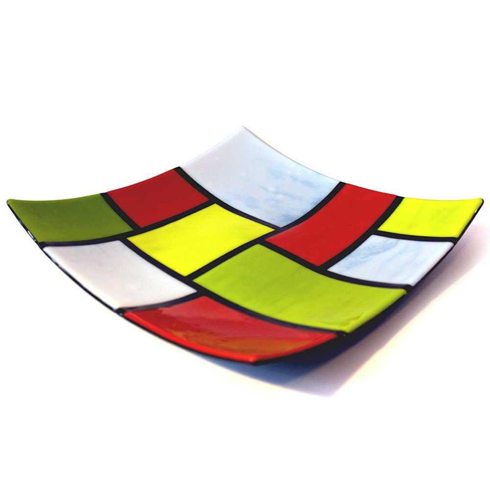 08/30 Geometric Elegance: Crafting Fused Glass Plates