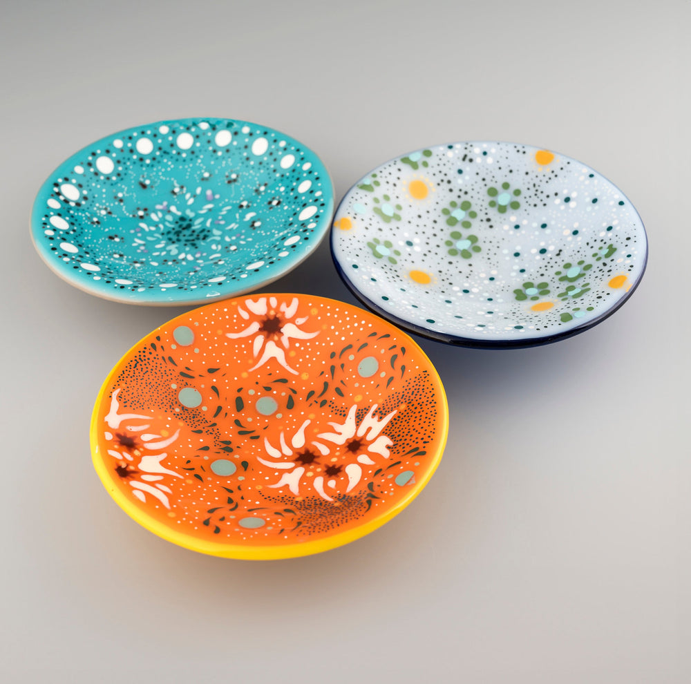 08/15 Intricate Beauty: Pinpoint Precision Bowls